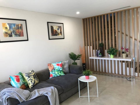 Private Room In Modern, Comfortable Home Stay - Port Augusta Accommodation 0
