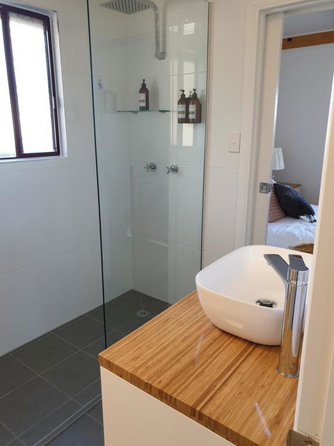 R & R On The Ravine - Port Augusta Accommodation 2