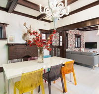 Ravenswood - Luxurious spacious 4 Br walk to Clovelly Beach - Port Augusta Accommodation