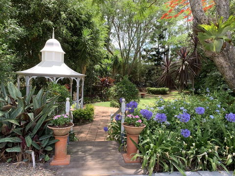 REED HOUSE At Maleny-The White Pavilion - Port Augusta Accommodation 1