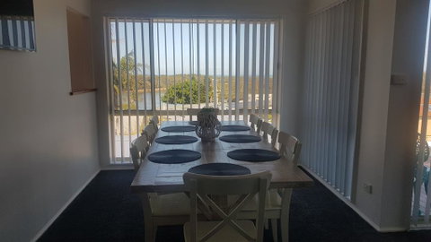 Relax And Chillax At Happi Dayz Retreat - Port Augusta Accommodation 3