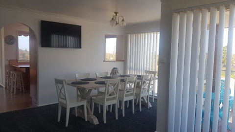 Relax And Chillax At Happi Dayz Retreat - Port Augusta Accommodation 2