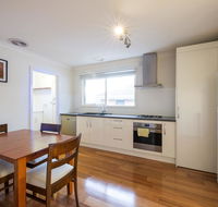 Rent Melbourne - Port Augusta Accommodation