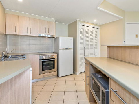 RESORT ON THE BEACH 7225 Dual Room - Port Augusta Accommodation 2