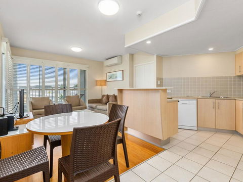 RESORT ON THE BEACH 7225 Dual Room - Port Augusta Accommodation 0