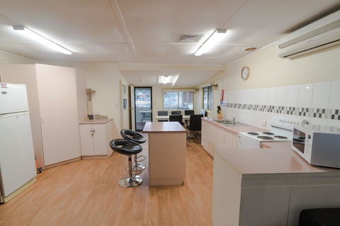 Riverfront Getaway - Mannum - Port Augusta Accommodation 2