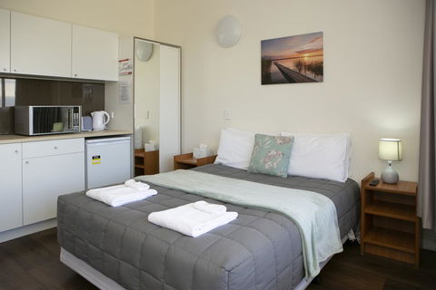 Rivers Apartments Motel Sale Gippsland - Port Augusta Accommodation 0