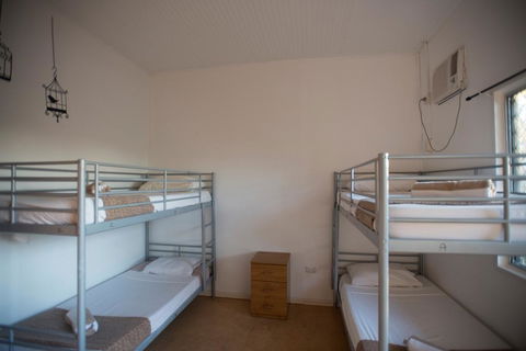 Roey Backpackers And Party Bar - Port Augusta Accommodation 2
