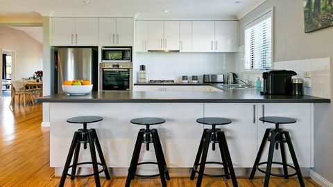 Rosella House Robertson - A Tranquil Highlands Escape - Port Augusta Accommodation 2