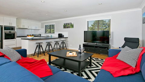 Rosella House Robertson - A Tranquil Highlands Escape - Port Augusta Accommodation 1