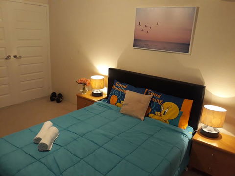 Rossmoyne 2 BEDROOM HOUSE, SELF CHECK IN, Walk To River, Shops, Bus, Trains, Cls To Airport, City, Beaches - Port Augusta Accommodation 1