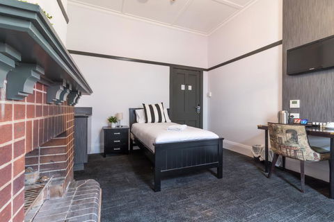 Royal Hotel Ryde - Port Augusta Accommodation 1