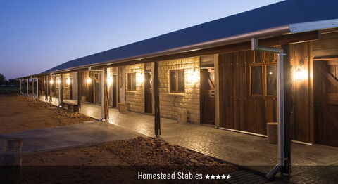 Saltbush Retreat - Port Augusta Accommodation 0