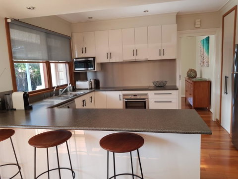 Sandy Bottoms - Port Augusta Accommodation 3
