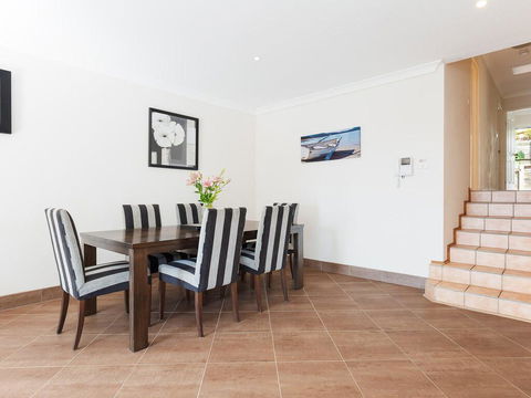 Sandy Point Luxury', 117a Sandy Point Road - Air Con & Foxtel - Port Augusta Accommodation 1