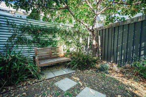 Santorini On Seaview-Beachside Living - Sauna - Wifi - Port Augusta Accommodation 1