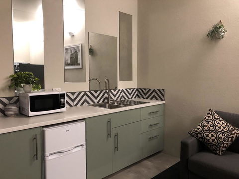 Scandi Stayz Retreat 3 - Port Augusta Accommodation 0