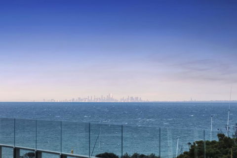 SEA TEMPLE - MORNINGTON - Port Augusta Accommodation 3