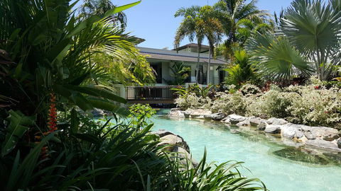 Sea Temple Port Douglas Luxury Penthouses - Swim Outs & Spa Apartments - Port Augusta Accommodation 3