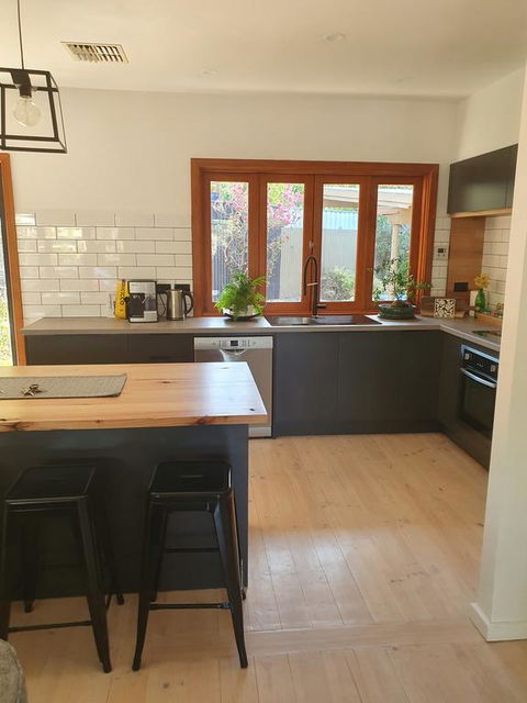 Seacliff Park Holiday Home - Port Augusta Accommodation 1