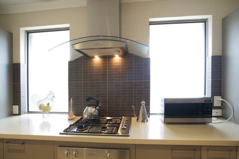 Seal 4 Bedroom House By Shoalwater Executive Homes - Port Augusta Accommodation 3