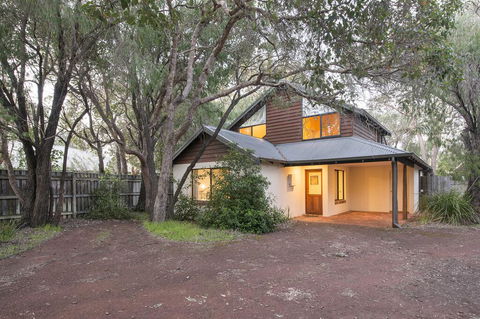 Shady Shack - Port Augusta Accommodation 1