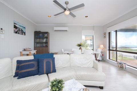 Shanti By The Sea - Port Augusta Accommodation 3