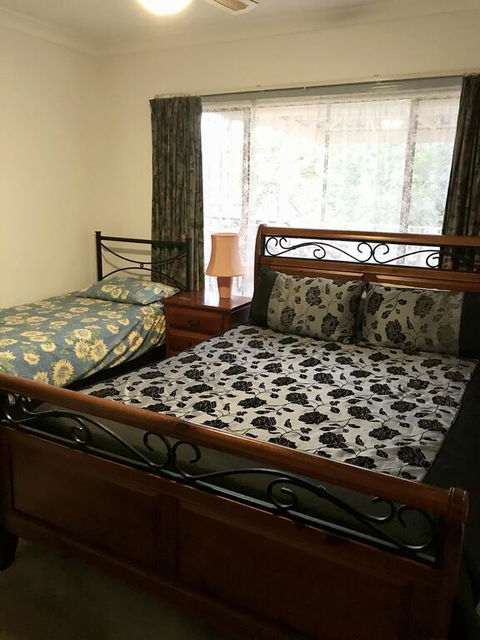 Short Stays At Janines - Port Augusta Accommodation 3