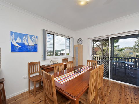 Short Street, 4, The Beach Cottage - Port Augusta Accommodation 3
