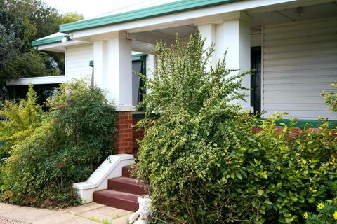 Skymirror Cottage - Port Augusta Accommodation 0