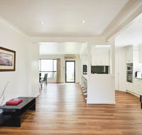 Skymirror Villa - Port Augusta Accommodation