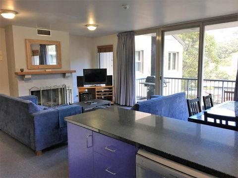 Snowman 6 - Port Augusta Accommodation 3