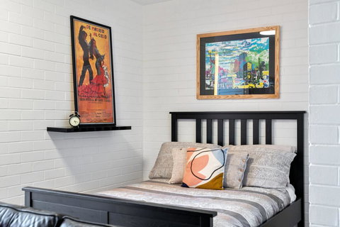 Soho Chic Apartment - Port Augusta Accommodation 0