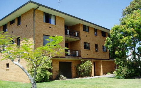 Spacious 2 Bedroom Beach Side Apartment - Close To Shopping Centre With Coles, Health Food Shop, Sushi, Pizza, Cafes, Hairdresse - Port Augusta Accommodation 1