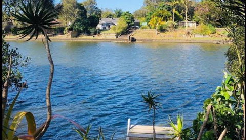 Spacious 2 Bedroom Beach Side Apartment - Close To Shopping Centre With Coles, Health Food Shop, Sushi, Pizza, Cafes, Hairdresse - Port Augusta Accommodation 0