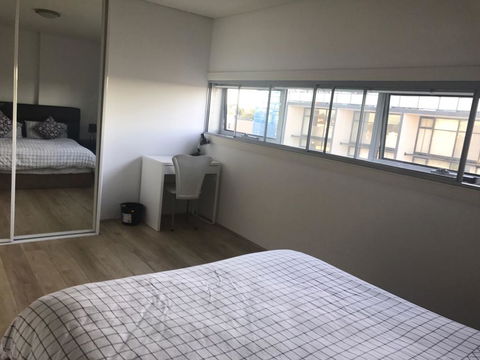 Spacious One Bedroom Apartment In Marrickville - Port Augusta Accommodation 2