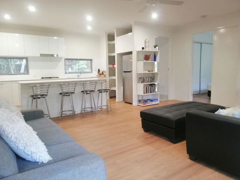 Stay @ LP Montville - Port Augusta Accommodation 2