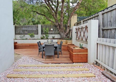 Stones-Throw - Port Augusta Accommodation 2