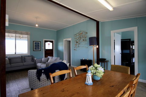 Storm Bay View - Port Augusta Accommodation 3