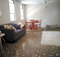 Stranded Nowhere to Stay Sanitised Apartment Sleeps 4 Netflix Wifi Pool - Port Augusta Accommodation