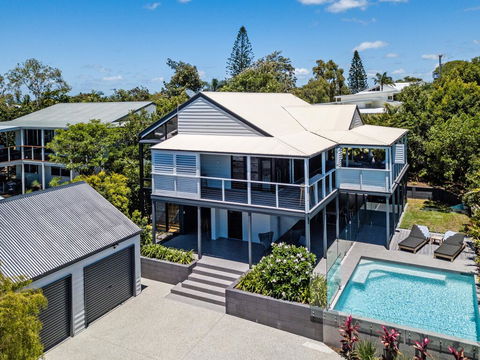 Stylish And Spacious Masterpiece, Sunshine Beach - Port Augusta Accommodation 0