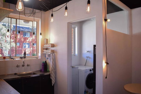 Stylish Modern Apartment Located In Marrickville - Port Augusta Accommodation 2