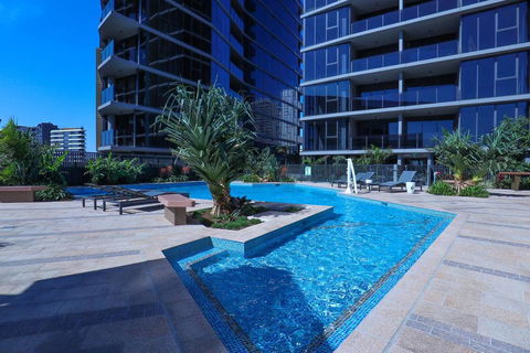 Stylist 2 Bedrooms Apartment With Pool/GYM/Parking - Port Augusta Accommodation 2