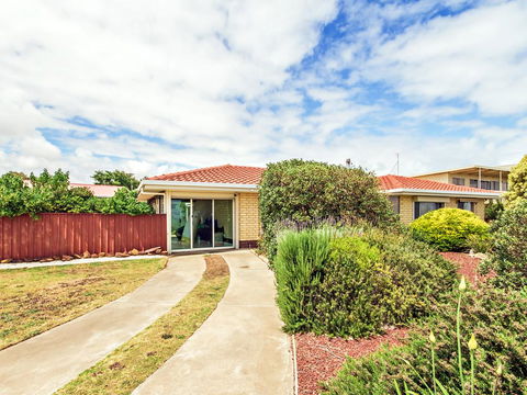 Sun & Sea - Port Augusta Accommodation 0