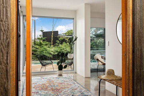 Sundays Beach House - Port Augusta Accommodation 2