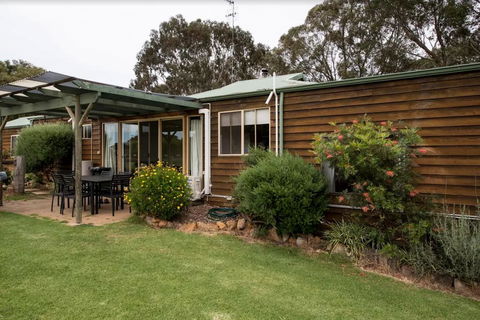 Sunflowers Animal Farm & Farmstay - Port Augusta Accommodation 1