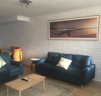 Sunlit Townhouse - Port Augusta Accommodation