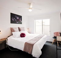 Sunny Shackell - Echuca Moama Holiday Accommodation - Port Augusta Accommodation