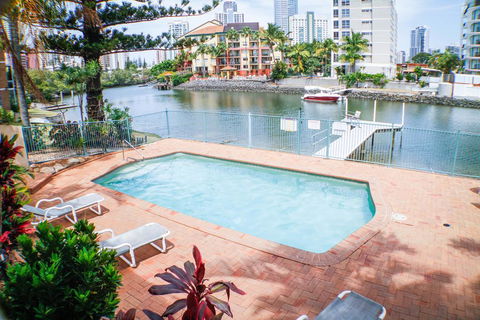 Surfers Riverside - Port Augusta Accommodation 0