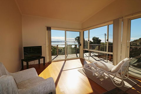 Surfside - Port Augusta Accommodation 0